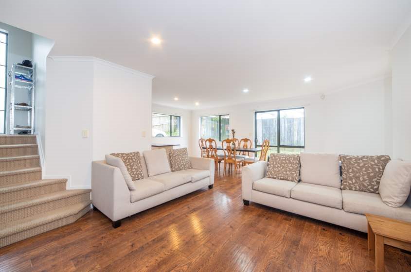 MOUNT ALBERT - Stunning 6 bedroom house near Unitec  photo