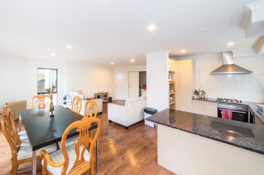 MOUNT ALBERT - Stunning 6 bedroom house near Unitec  photo