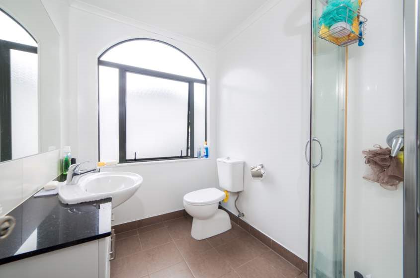 MOUNT ALBERT - Stunning 6 bedroom house near Unitec  photo