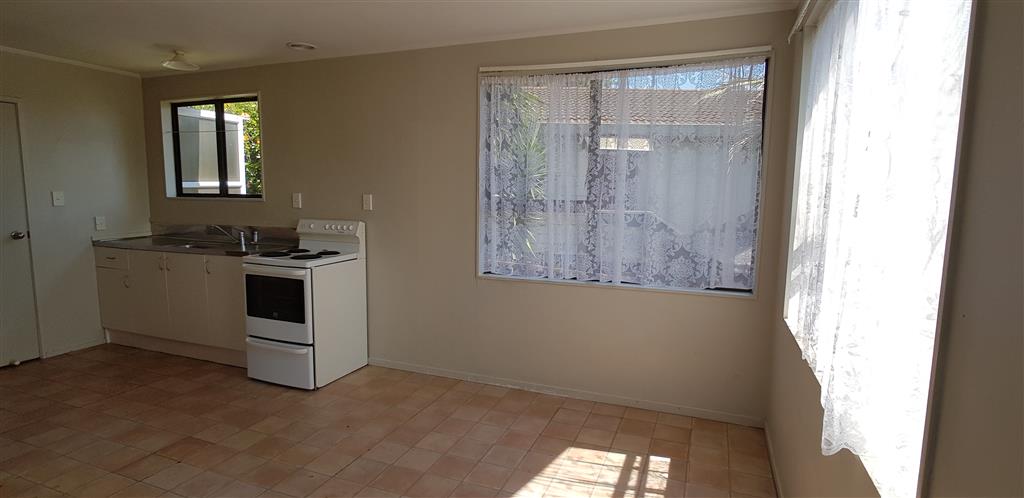 CLENDON PARK - 3 Bedroom Home photo