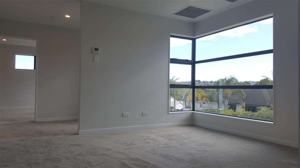 5 bed+4.5 bath NEWLY BUILT sunny family home  photo