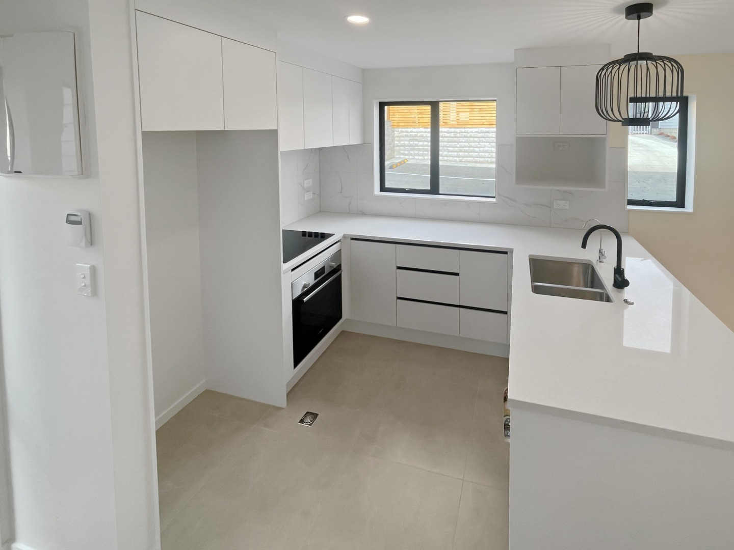 Brand New Pakuranga, 2 Bedrooms  photo