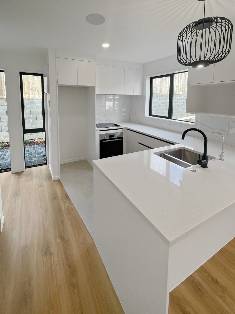 Brand New Pakuranga, 2 Bedrooms  photo
