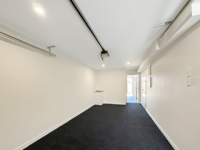 Brand New 4-Bedroom House with 3.5 Bathrooms in Totara Vale photo