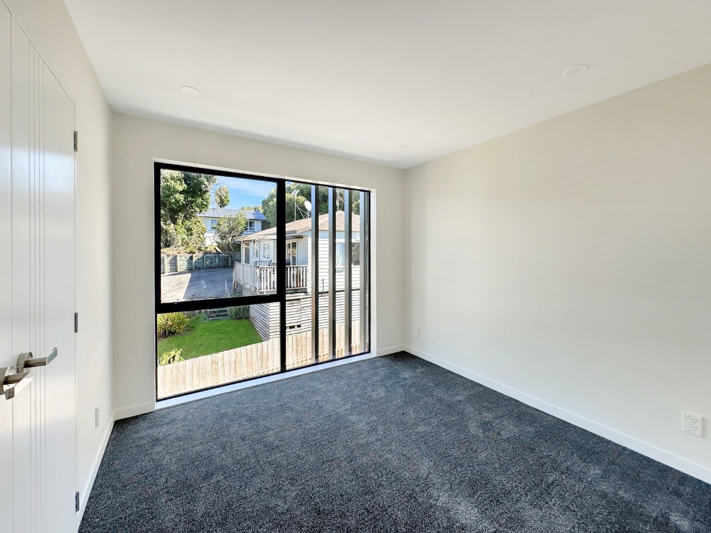 Brand New 4-Bedroom House with 3.5 Bathrooms in Totara Vale photo