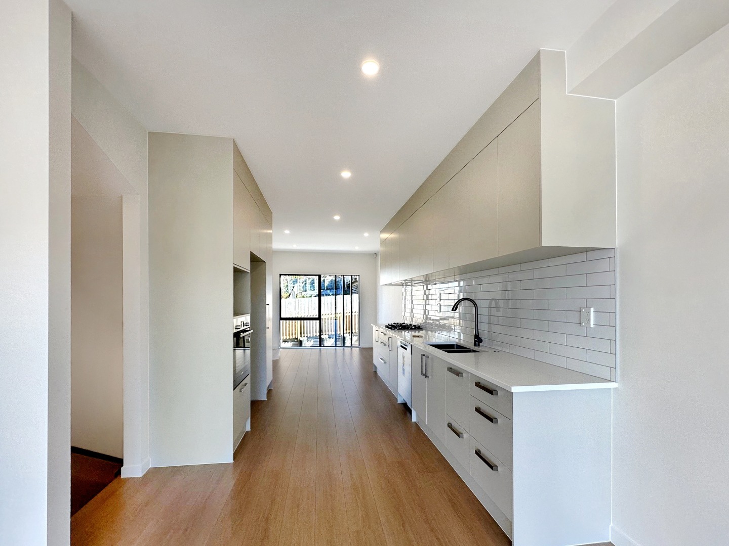 Brand New 4-Bedroom House with 3.5 Bathrooms in Totara Vale photo