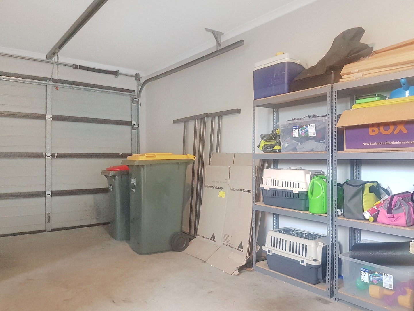 Spacious Three bedroom Family home! photo