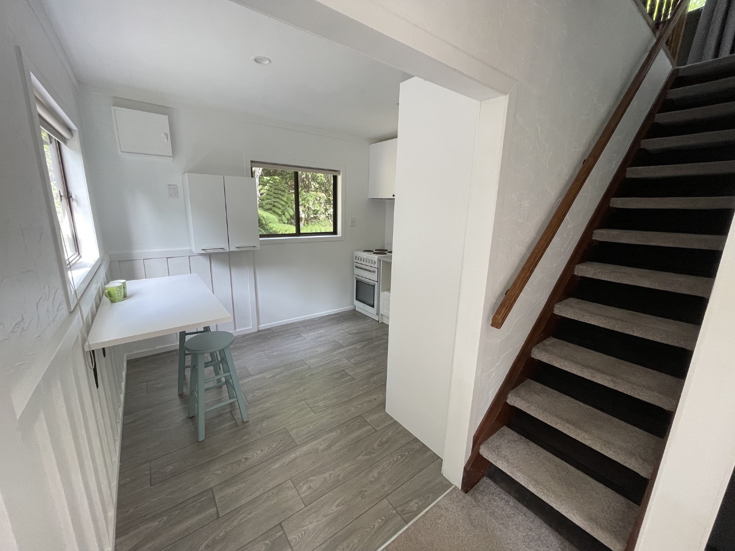 Onetangi 2 bedroom with brand new kitchen and bathroom photo