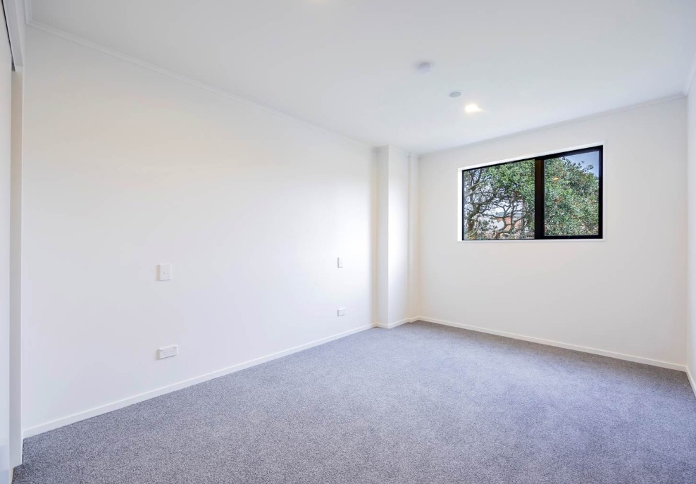Sunny newly built two bedroom apartment photo